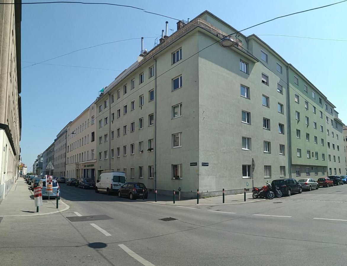 Apartamento Family-Friendly Flat With Balcony Viena Exterior foto